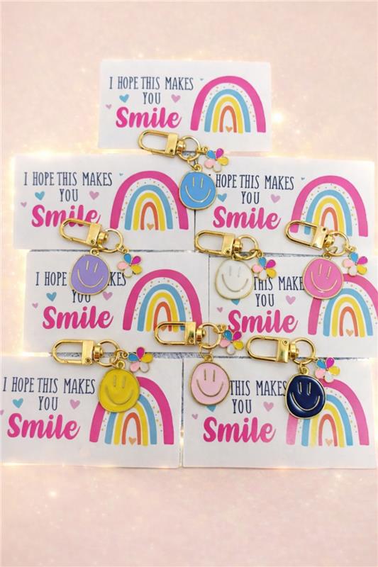 HAPPY FACE Key Chain